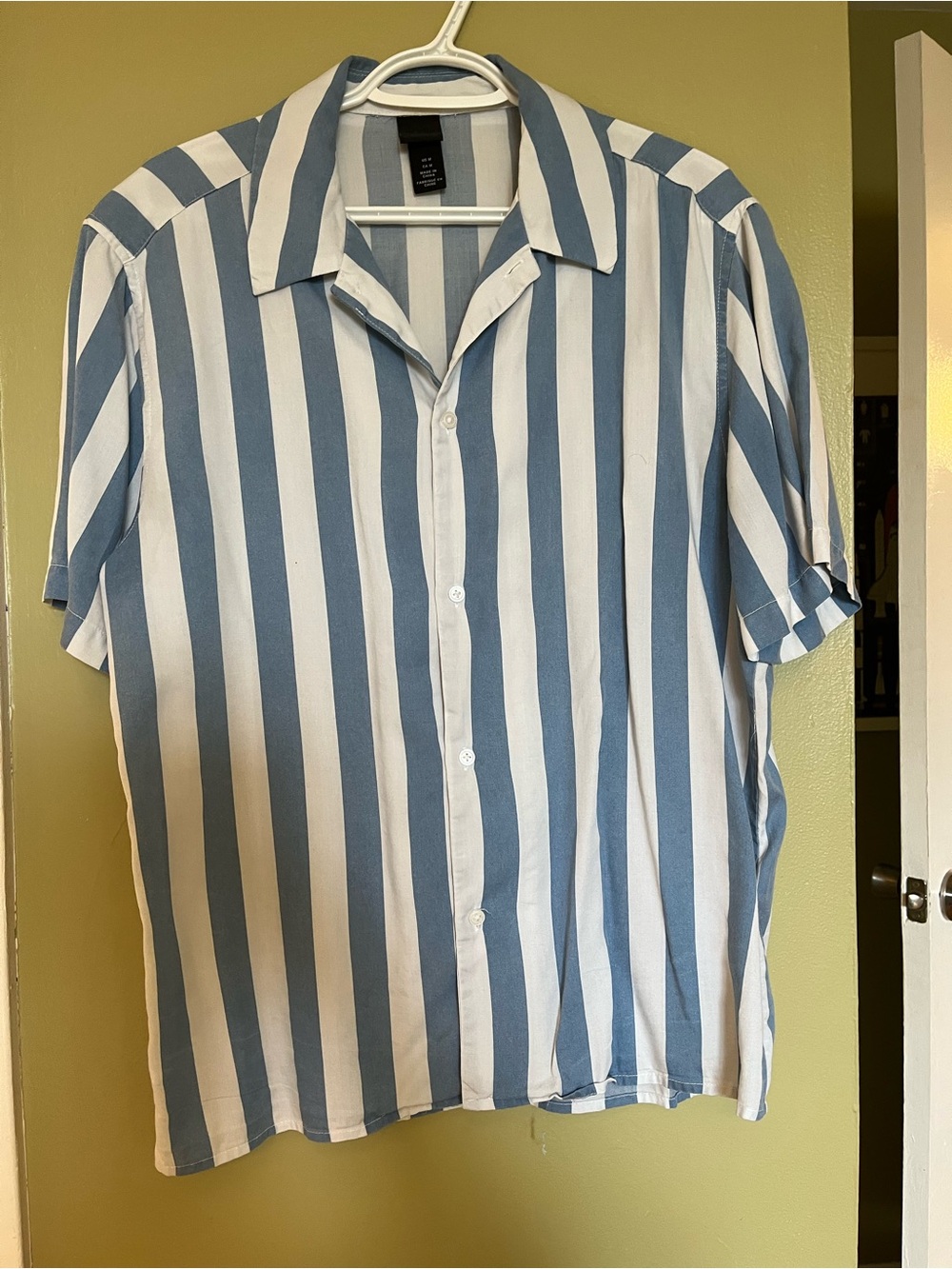 Short sleeve button down bundle